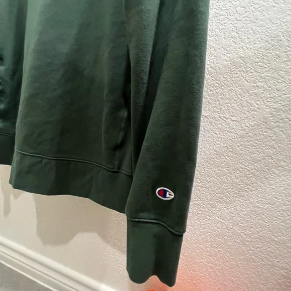 Champion Green Pullover Sweater Large - Picture 2 of 4